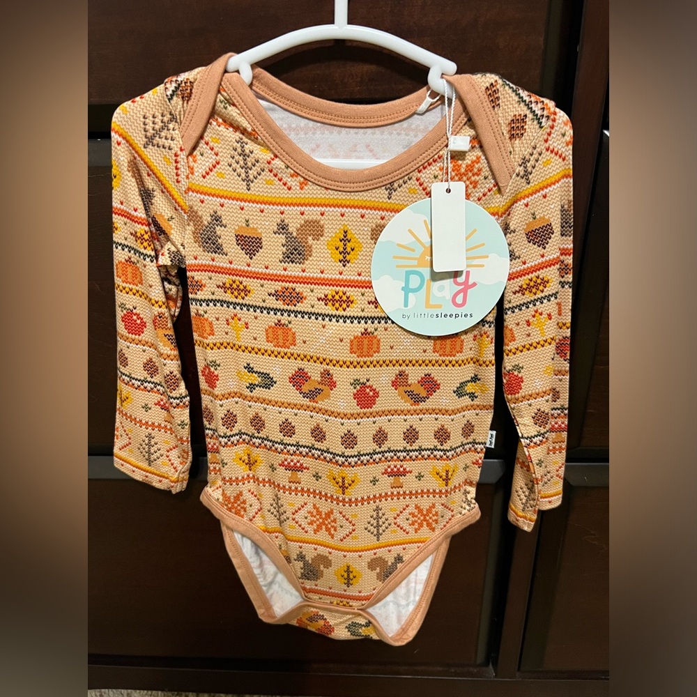 Little Sleepies 6-12m Thanksgiving onesie